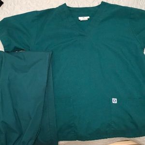 Hunter green scrub set